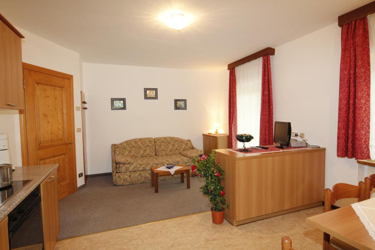 Appartamenti Lezuo Iris Arabba Room photo